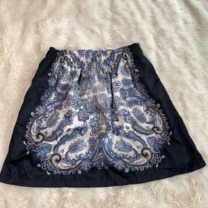 Super cute never worn floral skirt